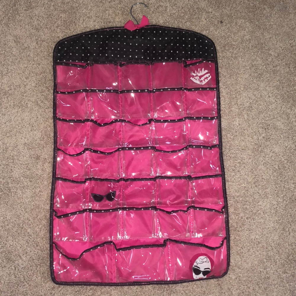 Hot pink hanger jewelry divider